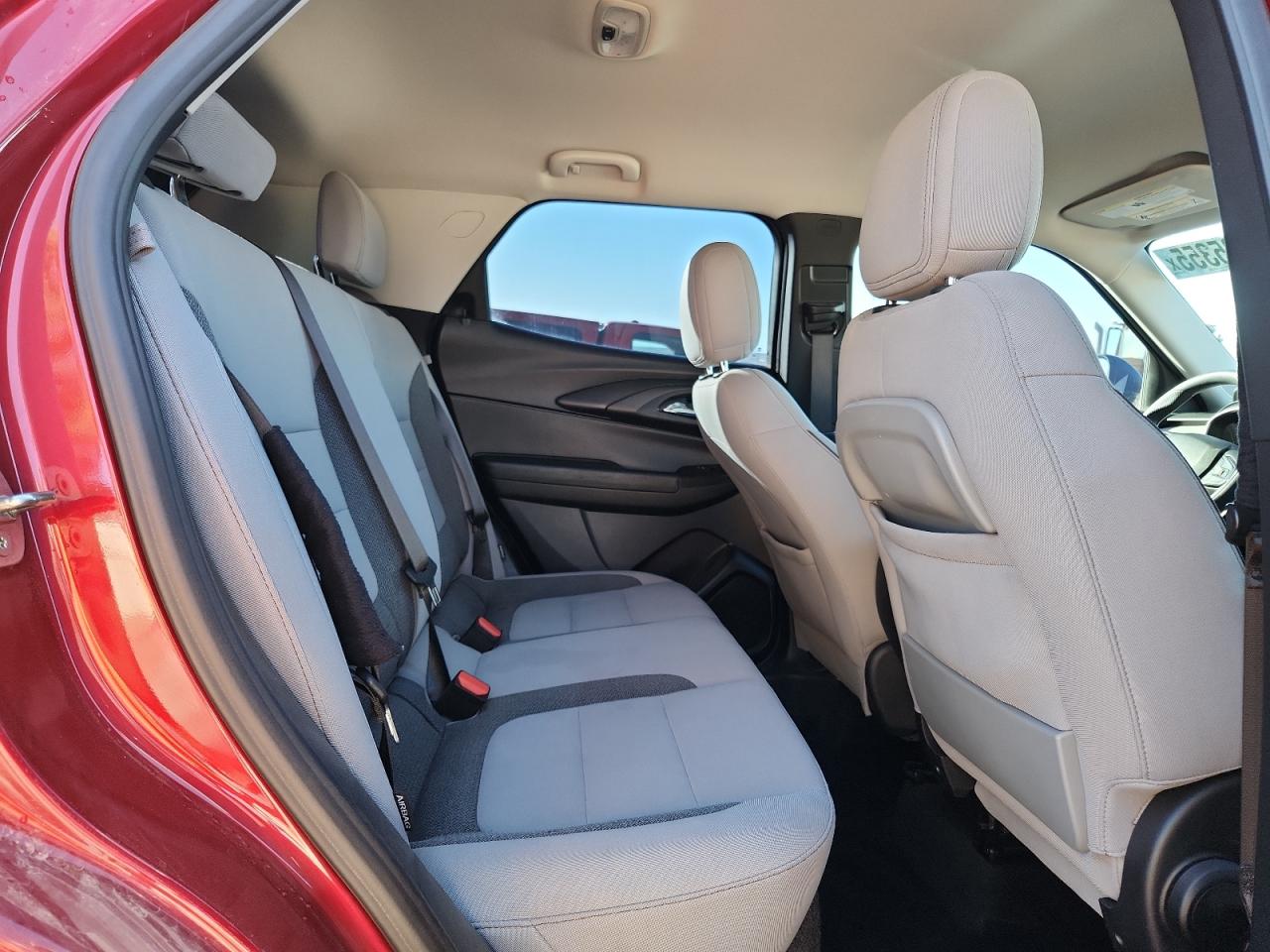 Chevrolet Trailblazer Ls Image 9