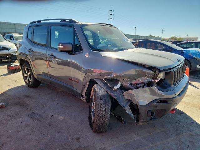 Jeep Renegade Trailhawk Image 3