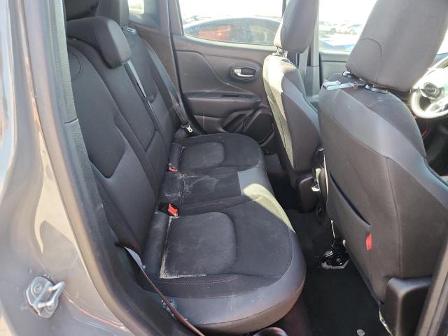 Jeep Renegade Trailhawk Image 7