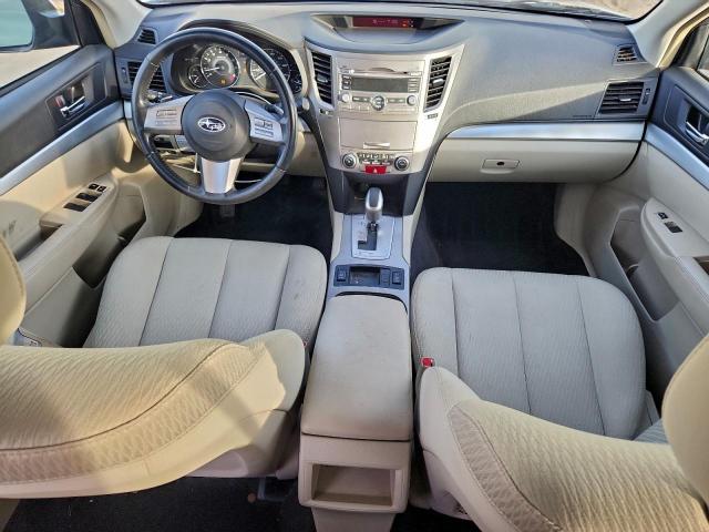 Subaru Outback 2.5i Premium Image 11