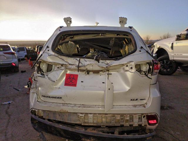 Toyota Highlander Se Image 9