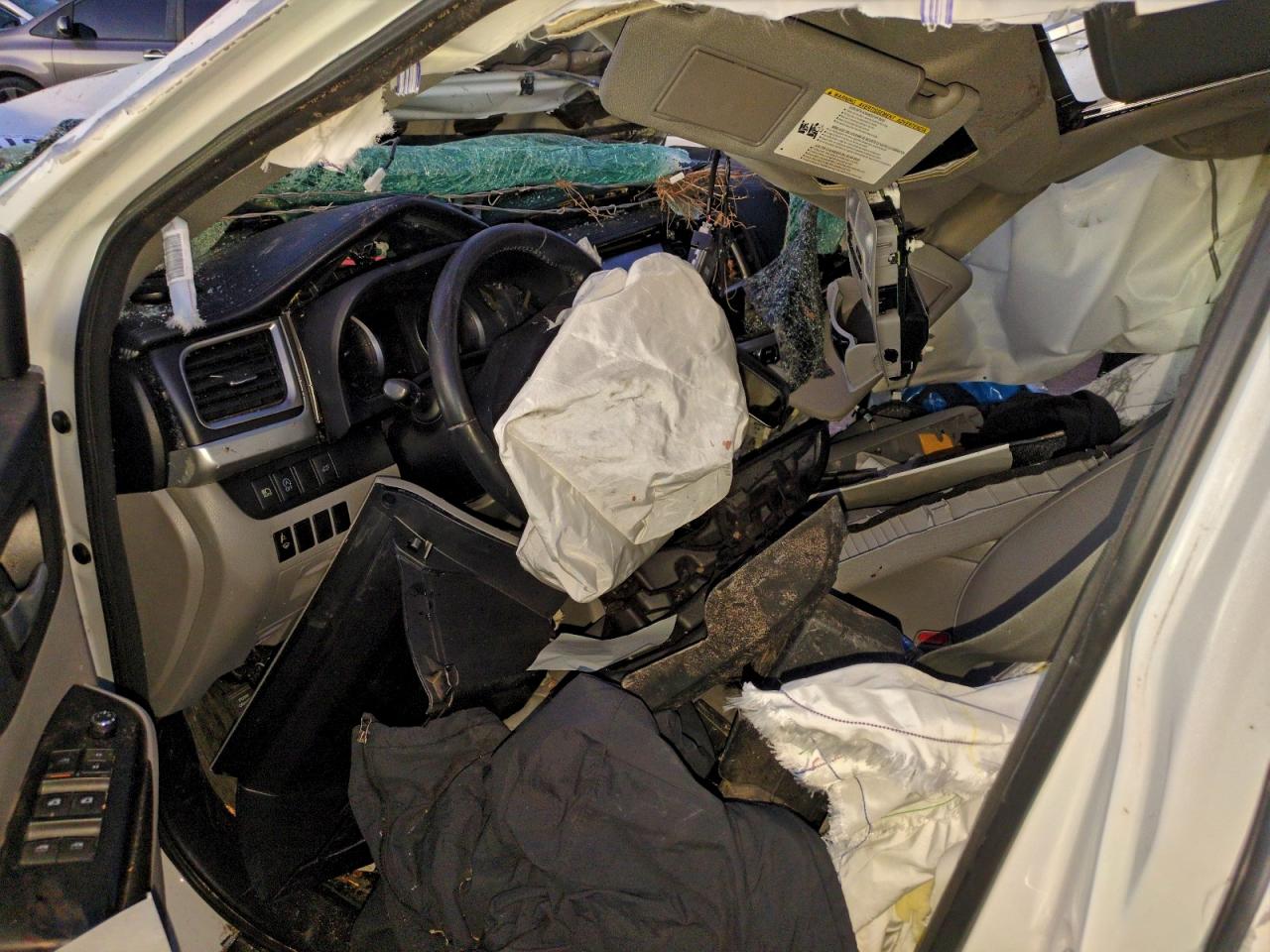 Toyota Highlander Se Image 11