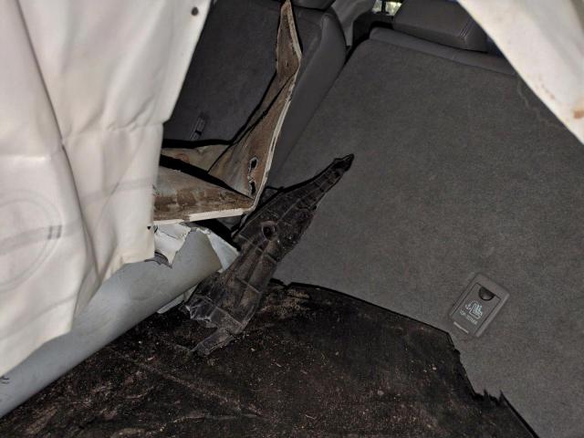 Toyota Highlander Se Image 12