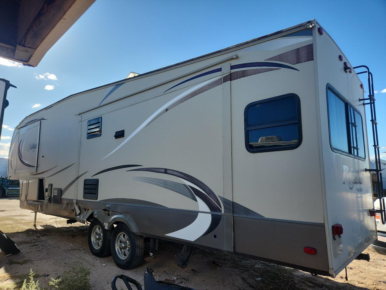 Grand Desi Reflection Image 3