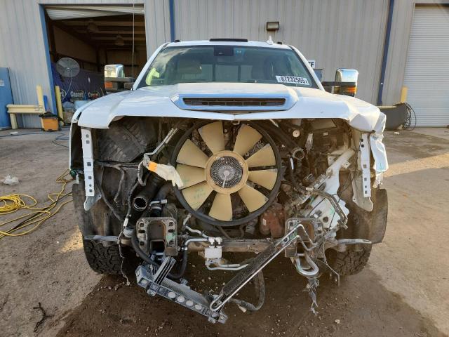 GMC Sierra K2500 Denali Image 7