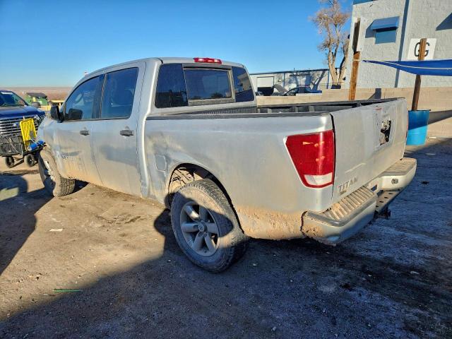 Nissan Titan S Image 7