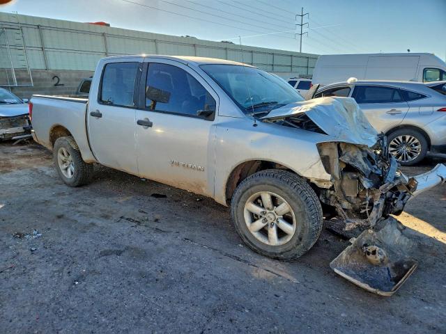 Nissan Titan S Image 10