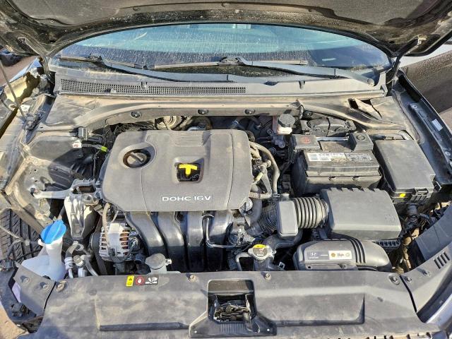 Hyundai VELOSTER Base Image 6