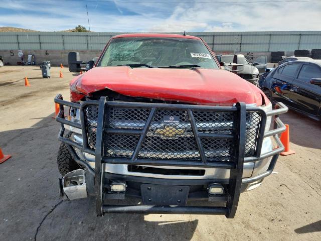 Chevrolet Silverado K2500 Heavy Duty Ltz Image 3