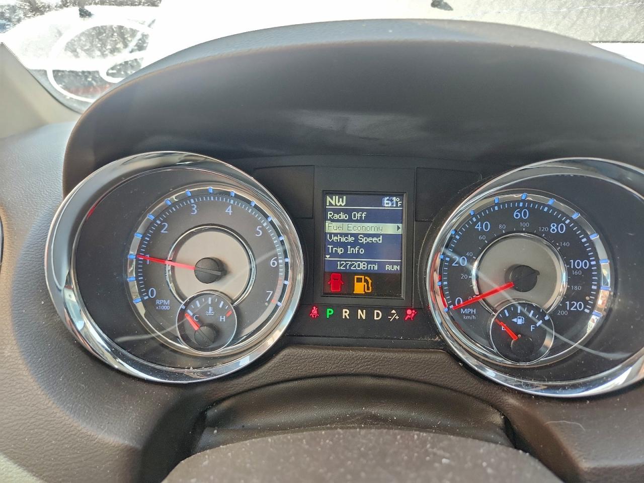 Chrysler Minivan Touring L Image 8