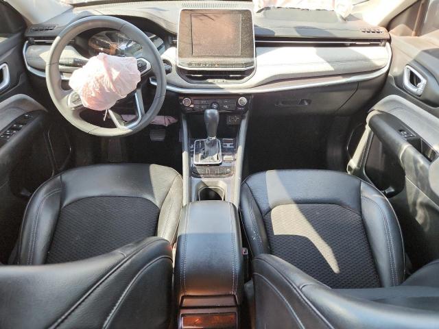 Jeep Compass Latitude Image 6