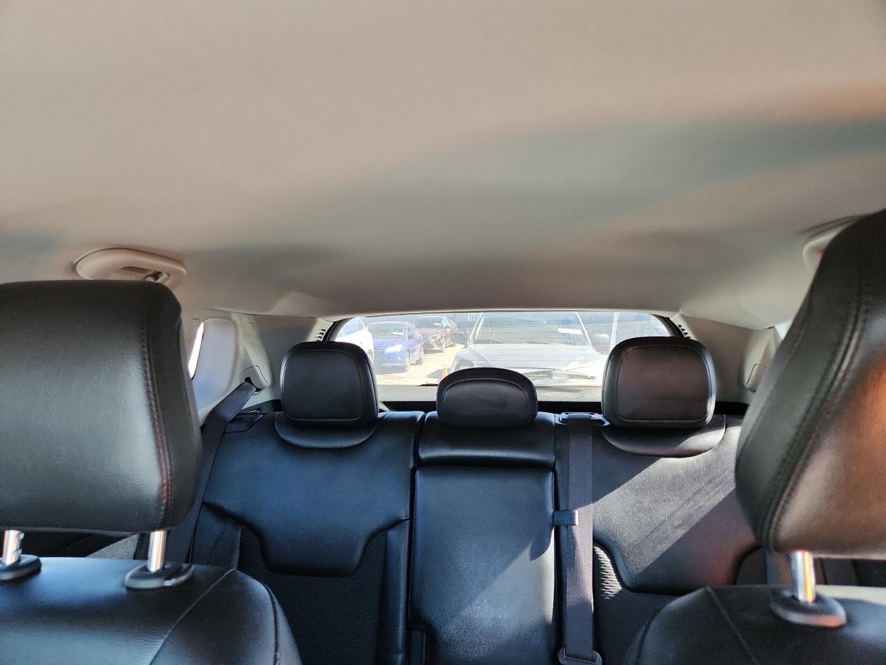 Jeep Compass Latitude Image 4