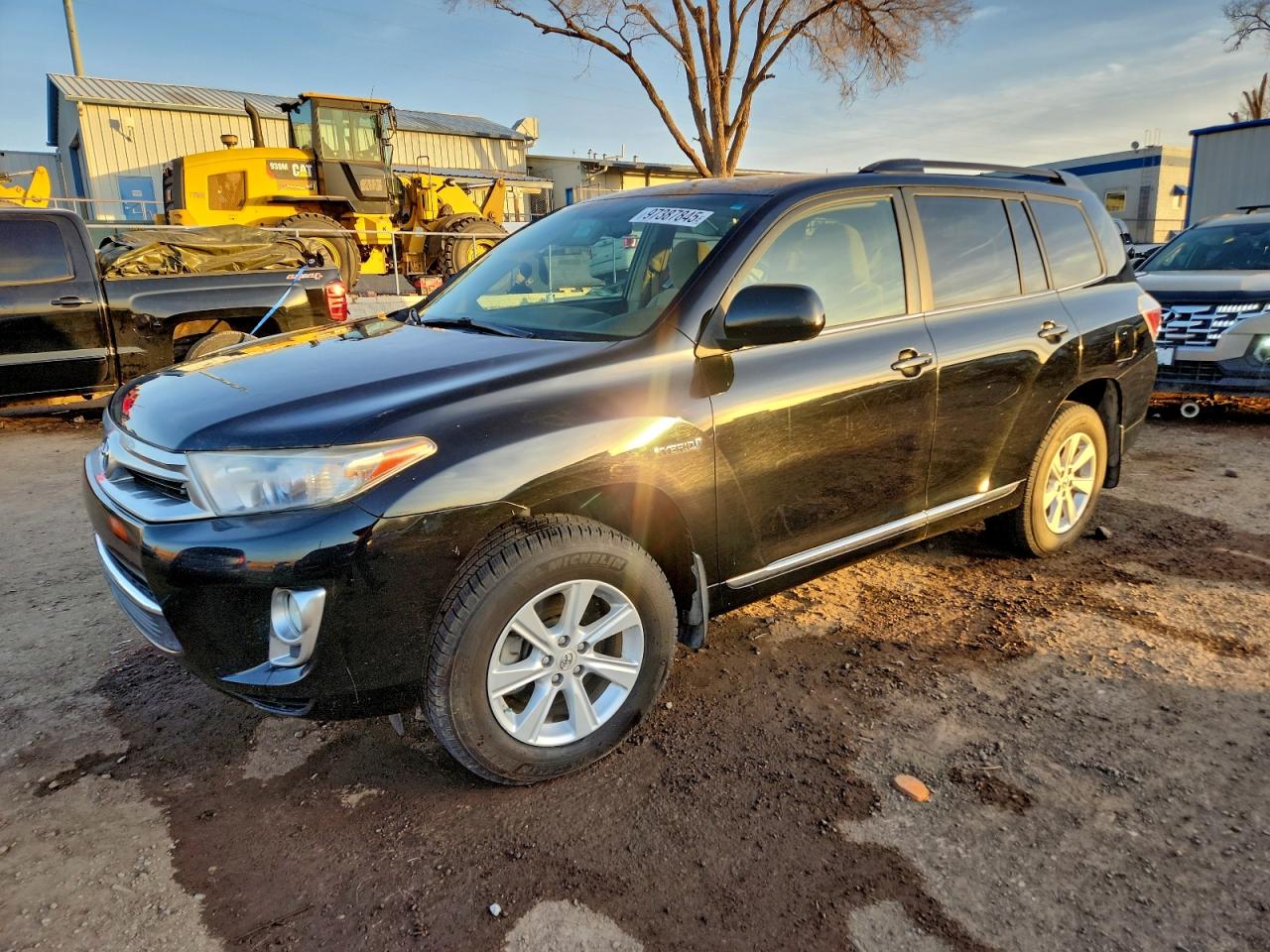Toyota Highlander Hybrid Image 1