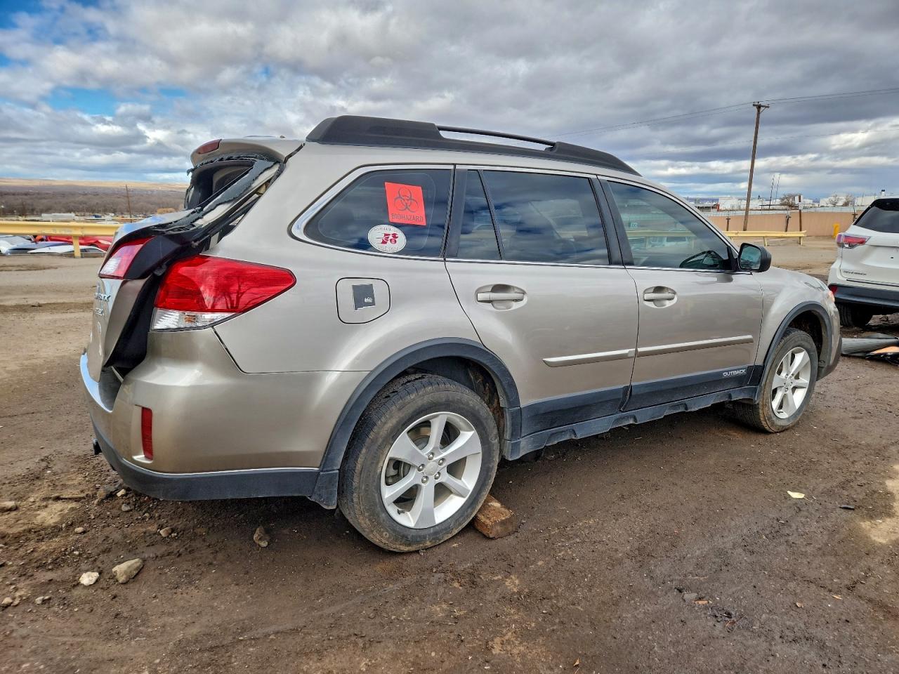 Subaru Outback 2.5i Image 5