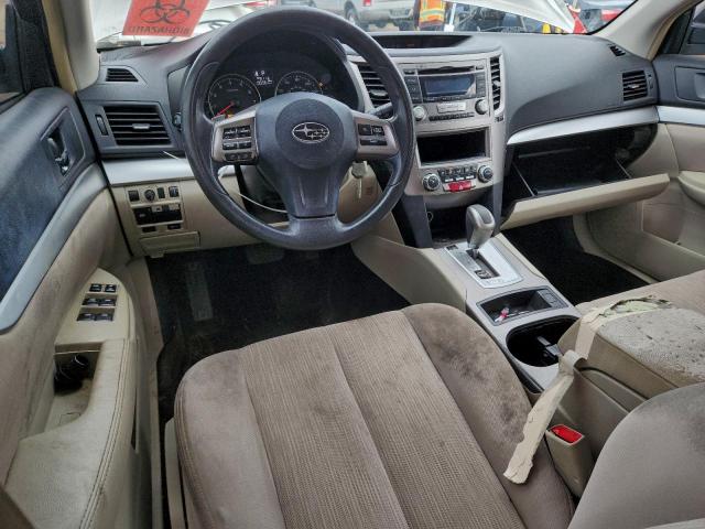 Subaru Outback 2.5i Image 4