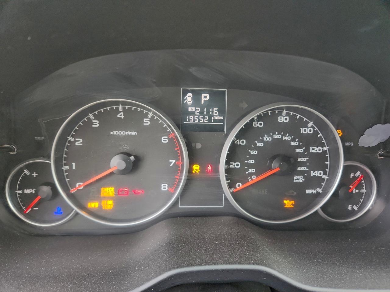 Subaru Outback 2.5i Image 10