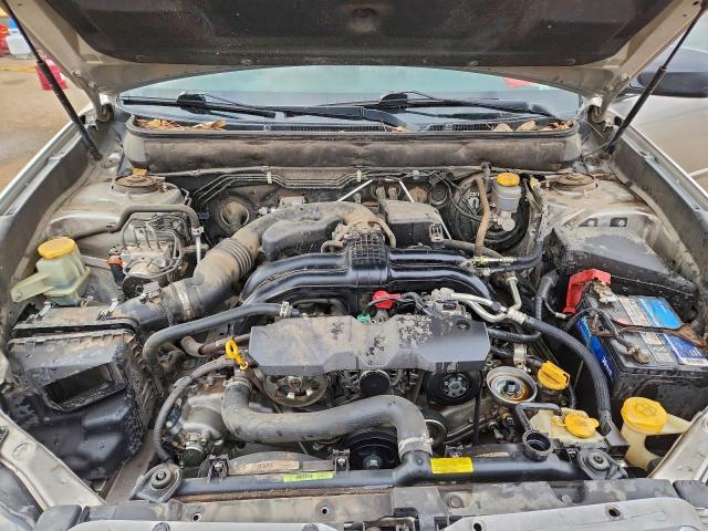 Subaru Outback 2.5i Image 9