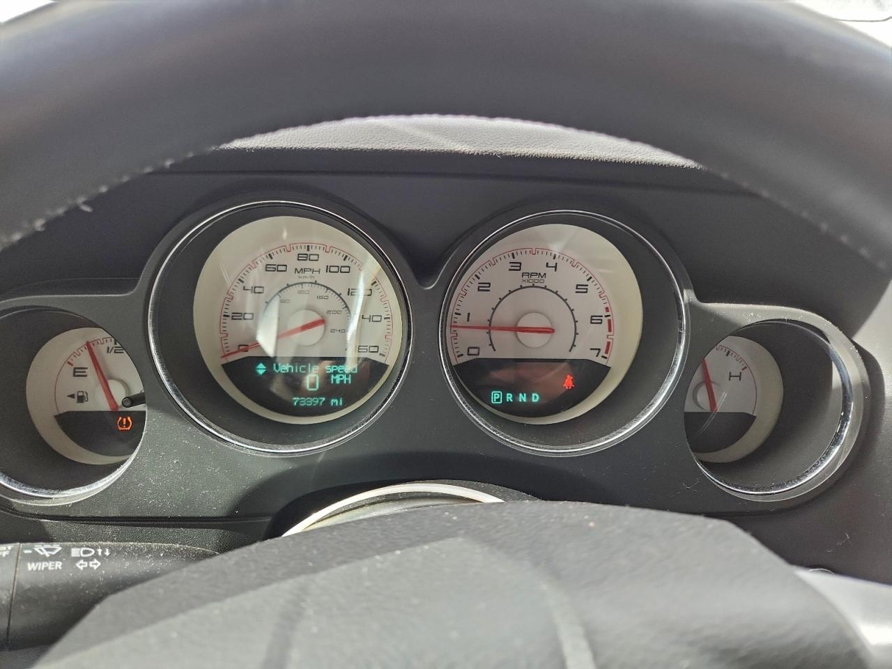 Dodge Challenger R/t Image 3