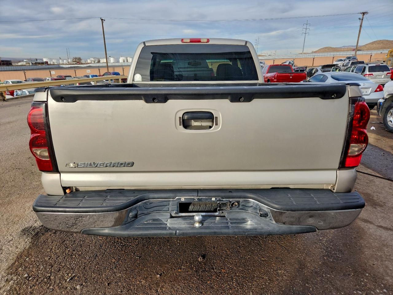 Chevrolet Silverado C1500 Image 9