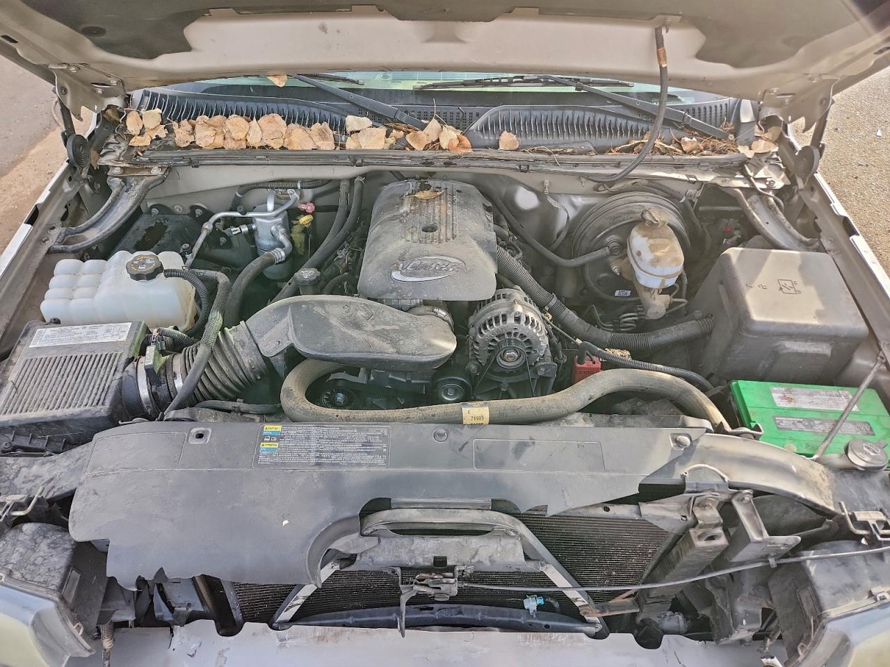 Chevrolet Silverado C1500 Image 12