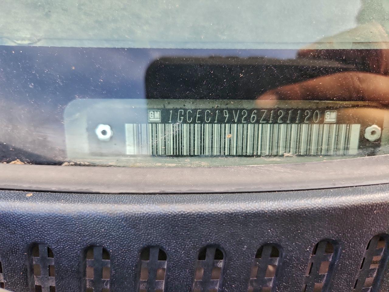 Chevrolet Silverado C1500 Image 8