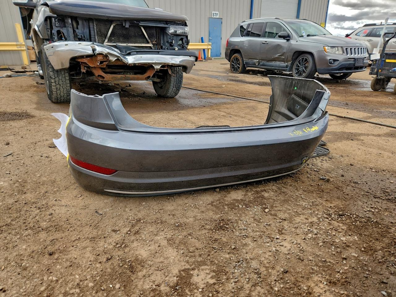 Volkswagen Jetta S Image 11