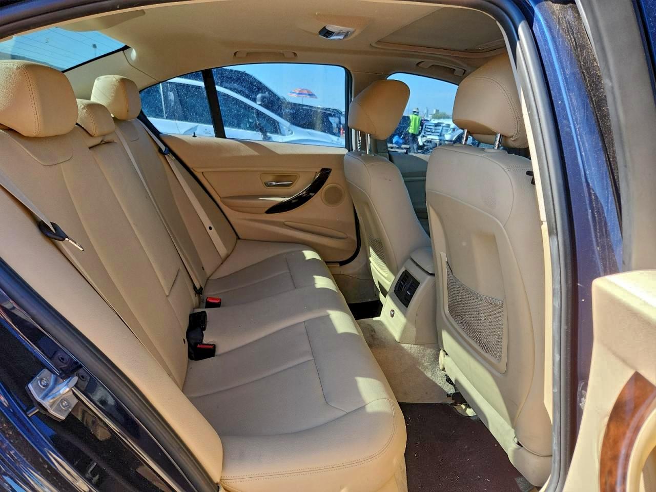 BMW 3 Series I Image 7