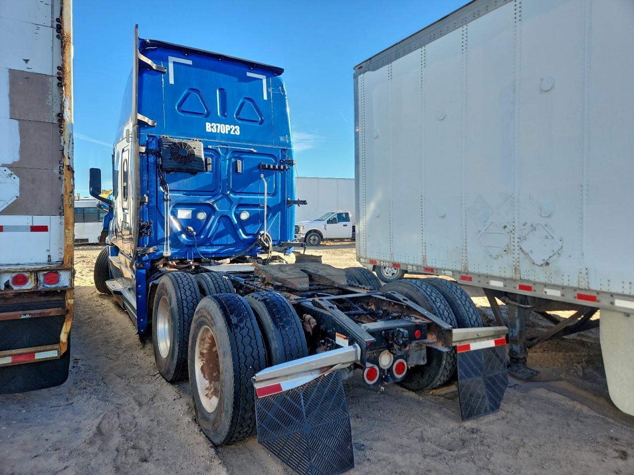 Freightliner Cascadia 1 Image 4