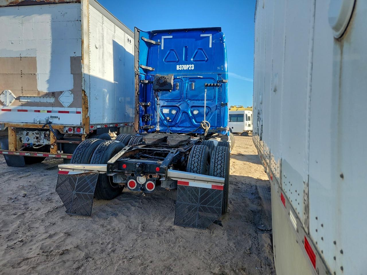 Freightliner Cascadia 1 Image 10