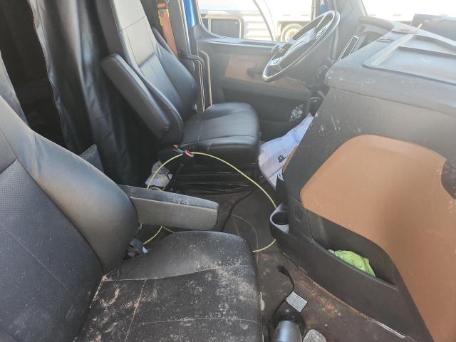 Freightliner Cascadia 1 Image 9