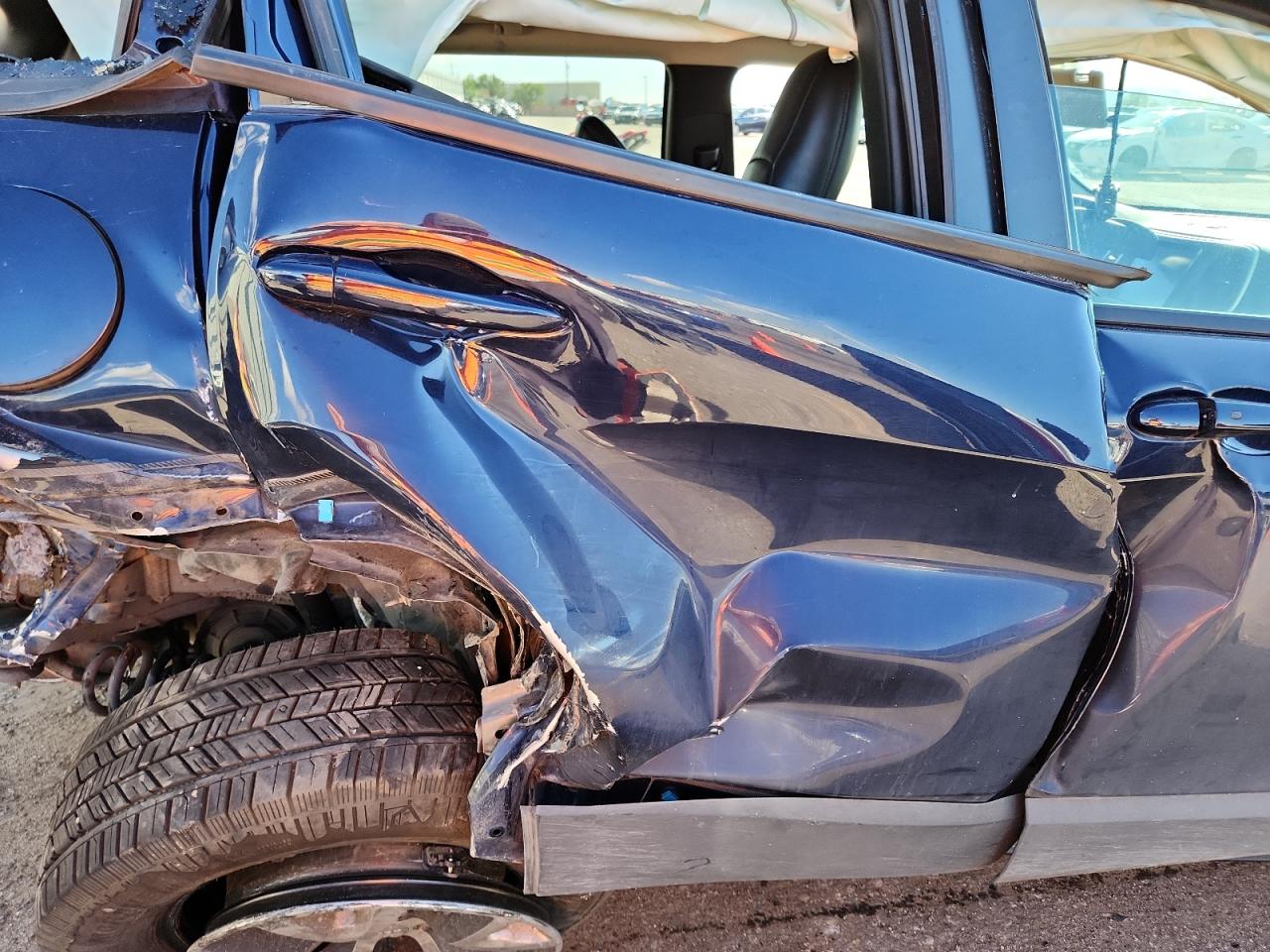 Jeep Cherokee Trailhawk Image 10