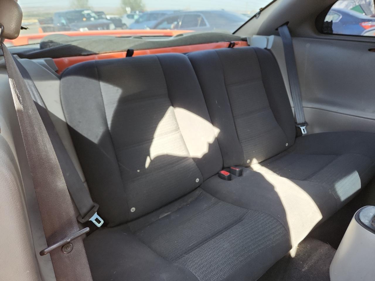 Ford Mustang Image 10