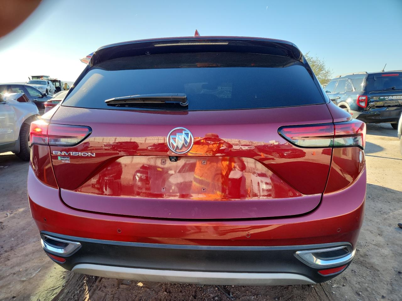 Buick Envision Essence Image 2