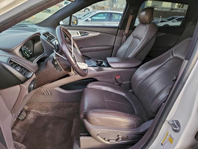 Lincoln MKX Black Label Image 5