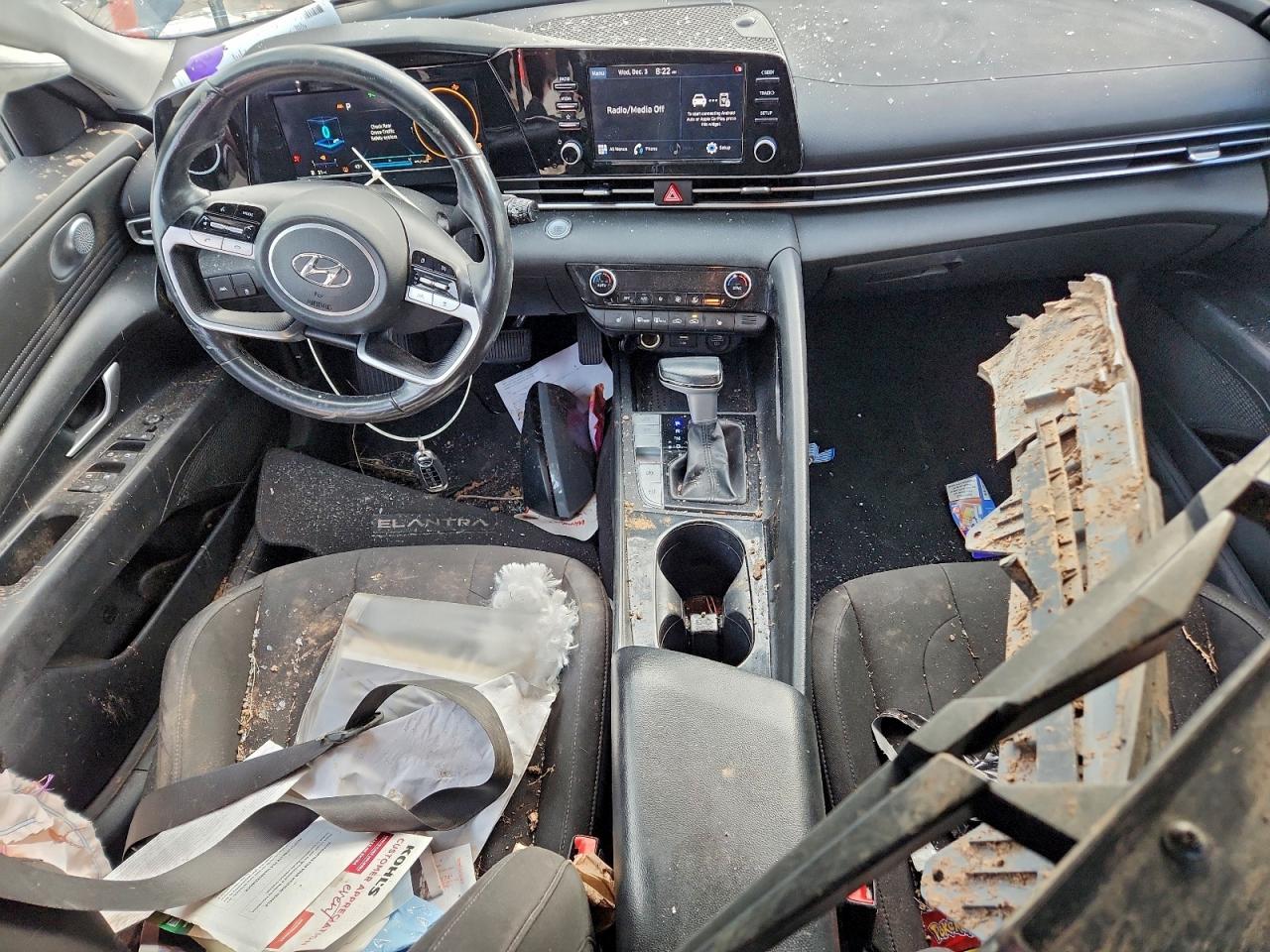 Hyundai ELANTRA Sel Image 4