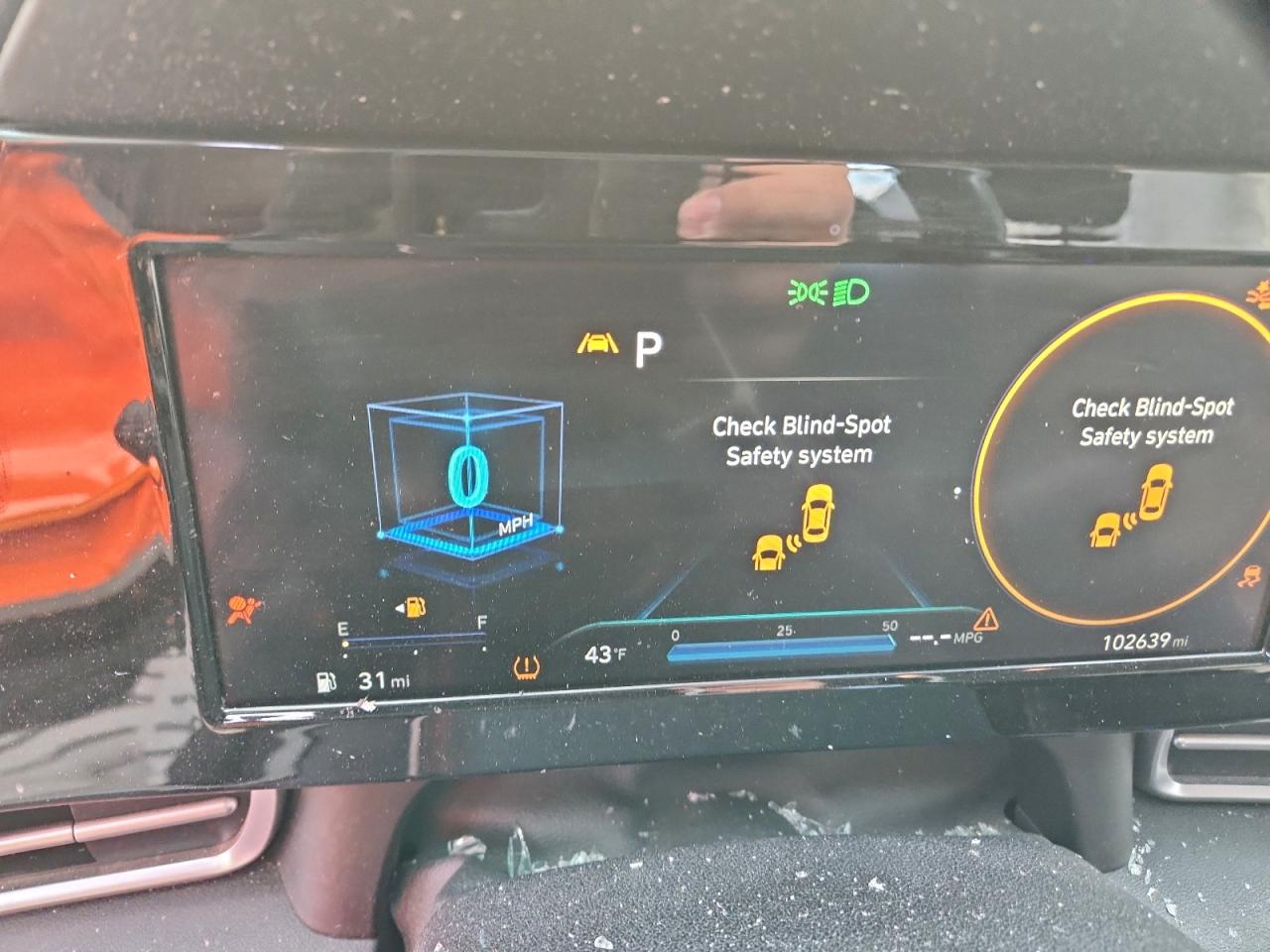 Hyundai ELANTRA Sel Image 8