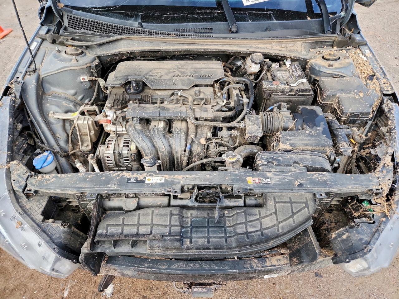 Hyundai ELANTRA Sel Image 9