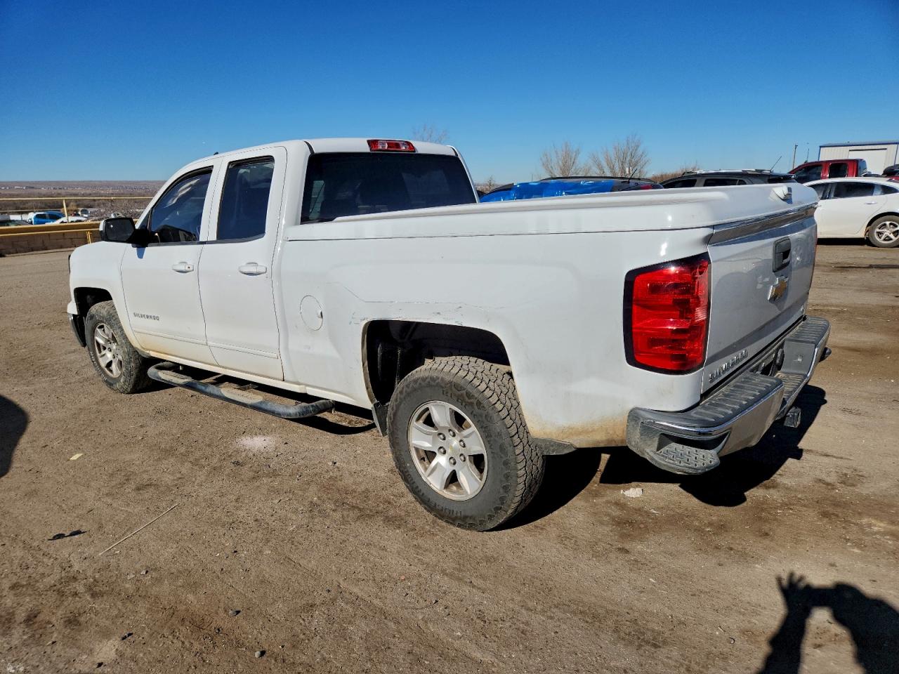 Chevrolet Silverado C1500 Lt Image 2