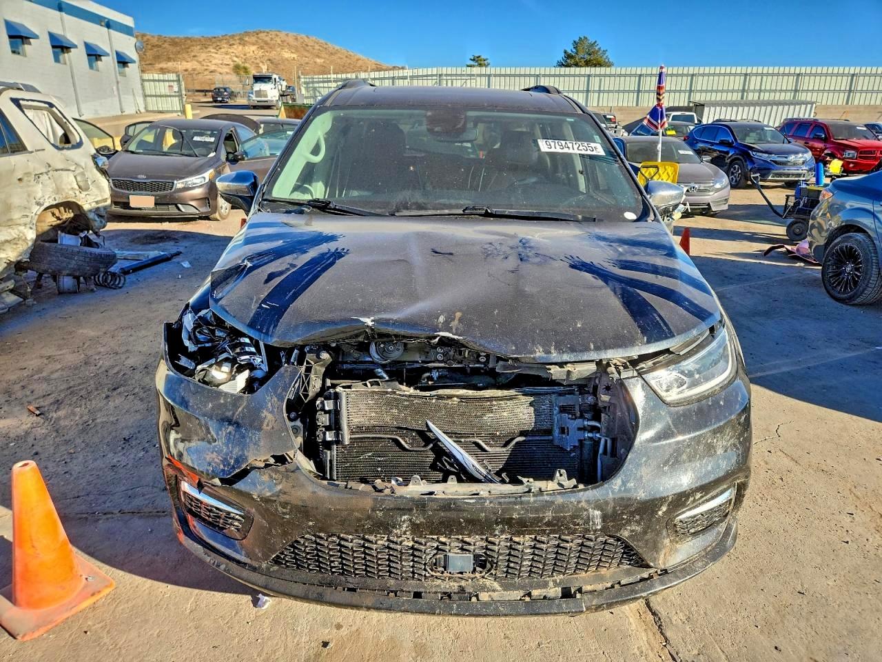 Chrysler Pacifica Limited Image 5