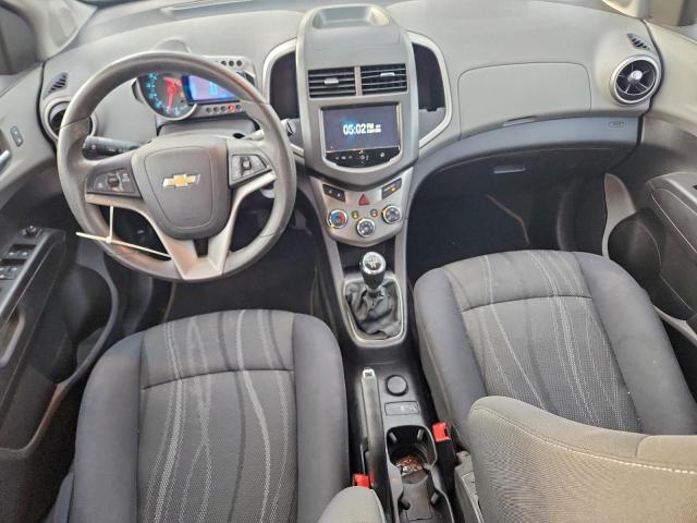 Chevrolet Sonic Lt Image 10