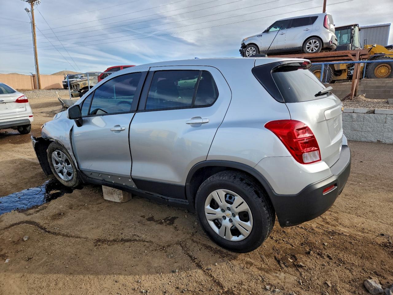 Chevrolet Trax Ls Image 2