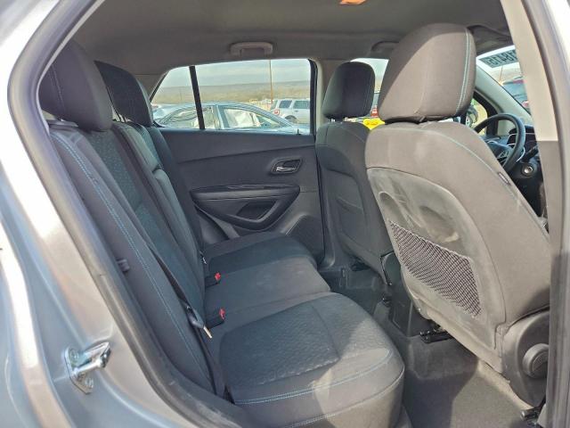 Chevrolet Trax Ls Image 7