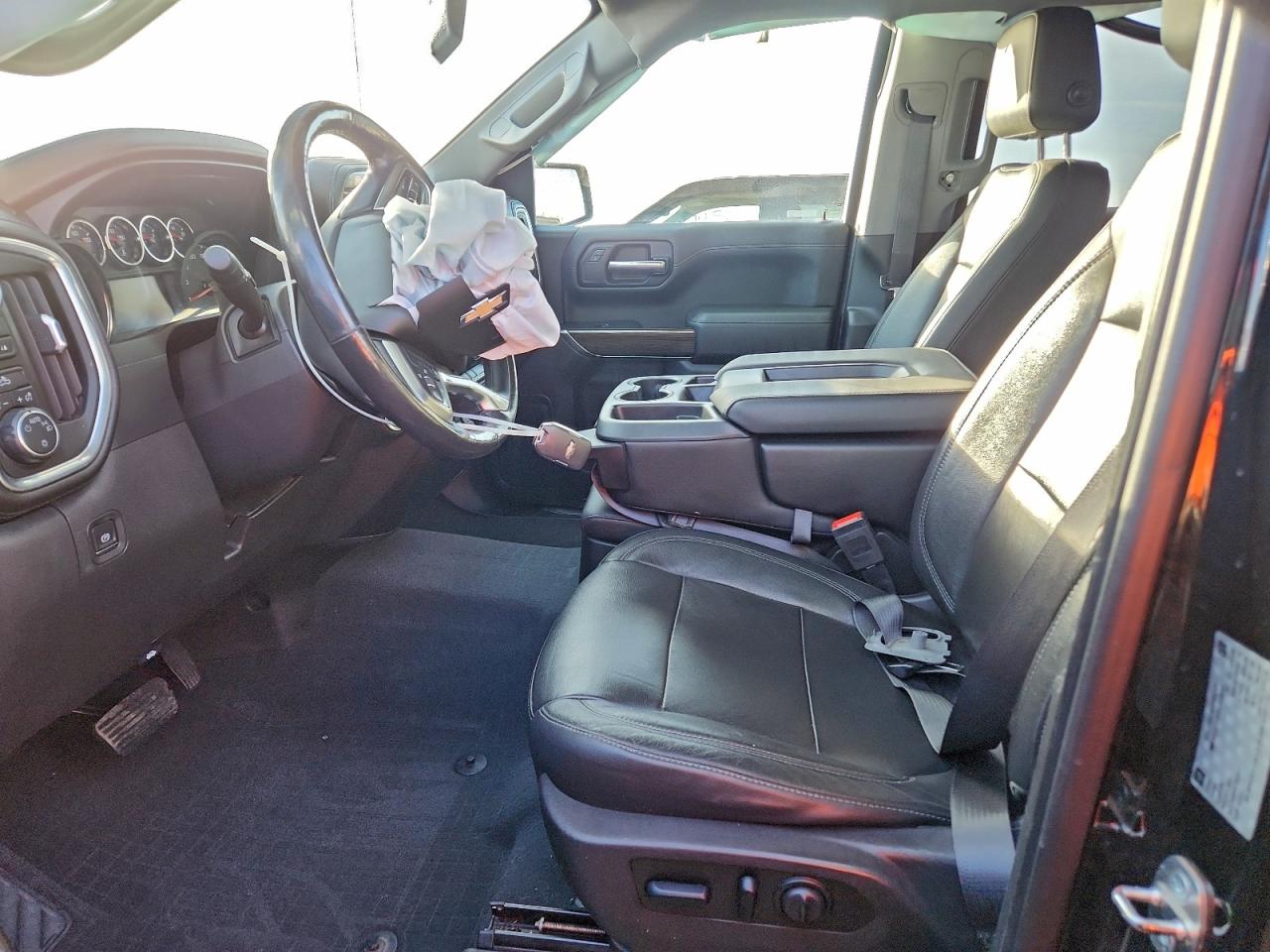 Chevrolet Silverado K1500 Lt Image 7