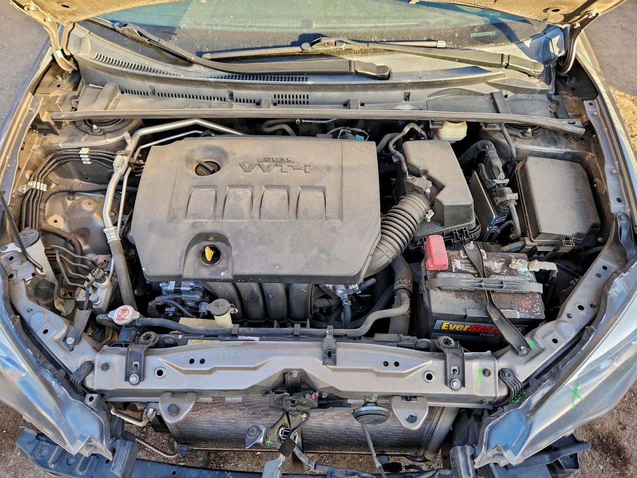 Toyota Corolla L Image 10