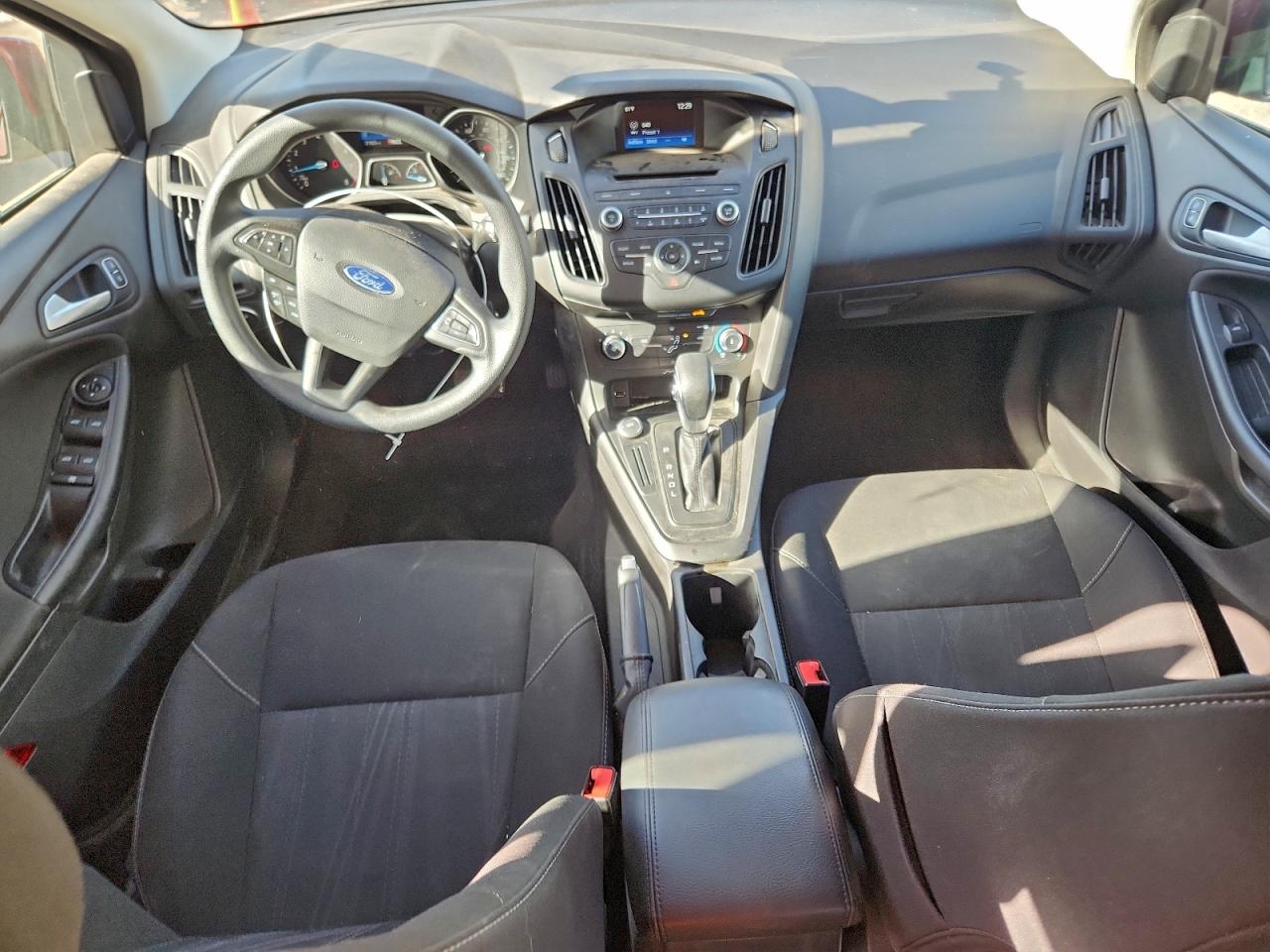 Ford Focus Se Image 7