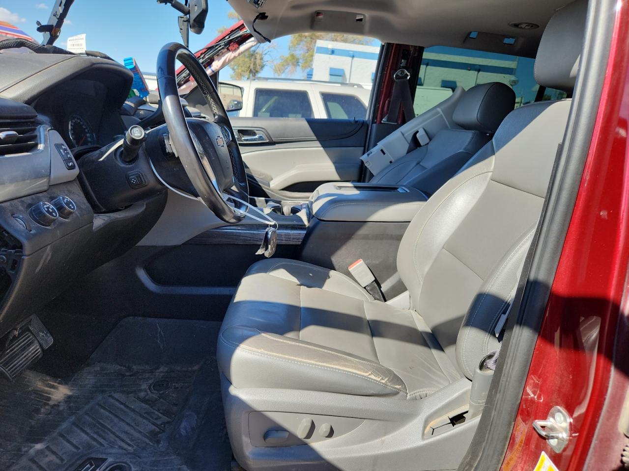 Chevrolet Suburban K1500 Lt Image 8