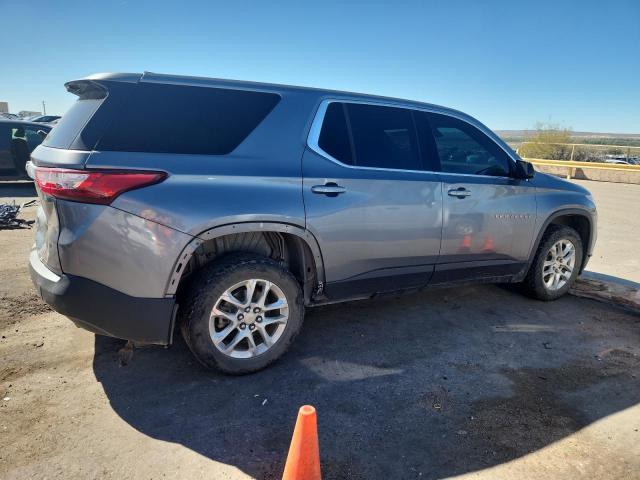 Chevrolet Traverse Ls Image 2