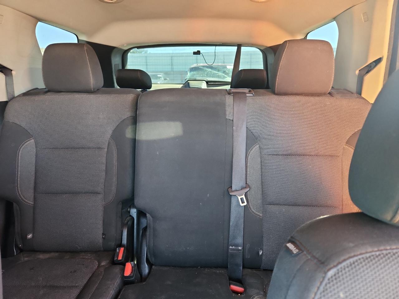 Chevrolet Traverse Ls Image 12