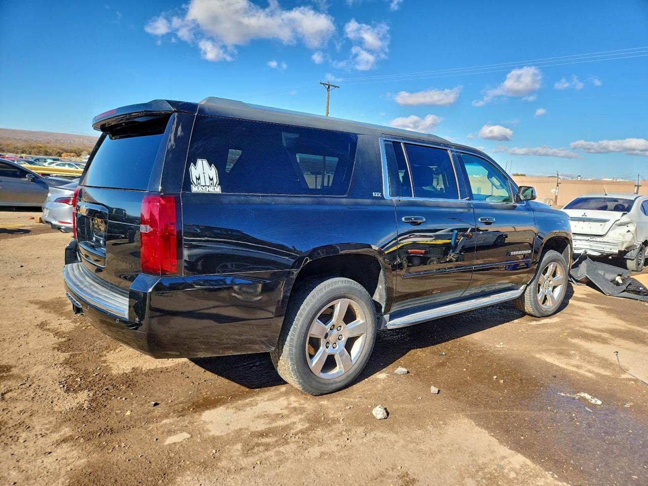 Chevrolet Suburban K1500 Ltz Image 6