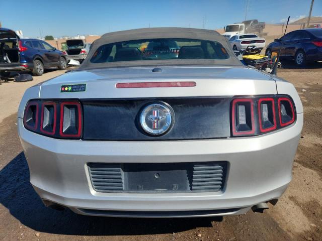 Ford Mustang Image 11